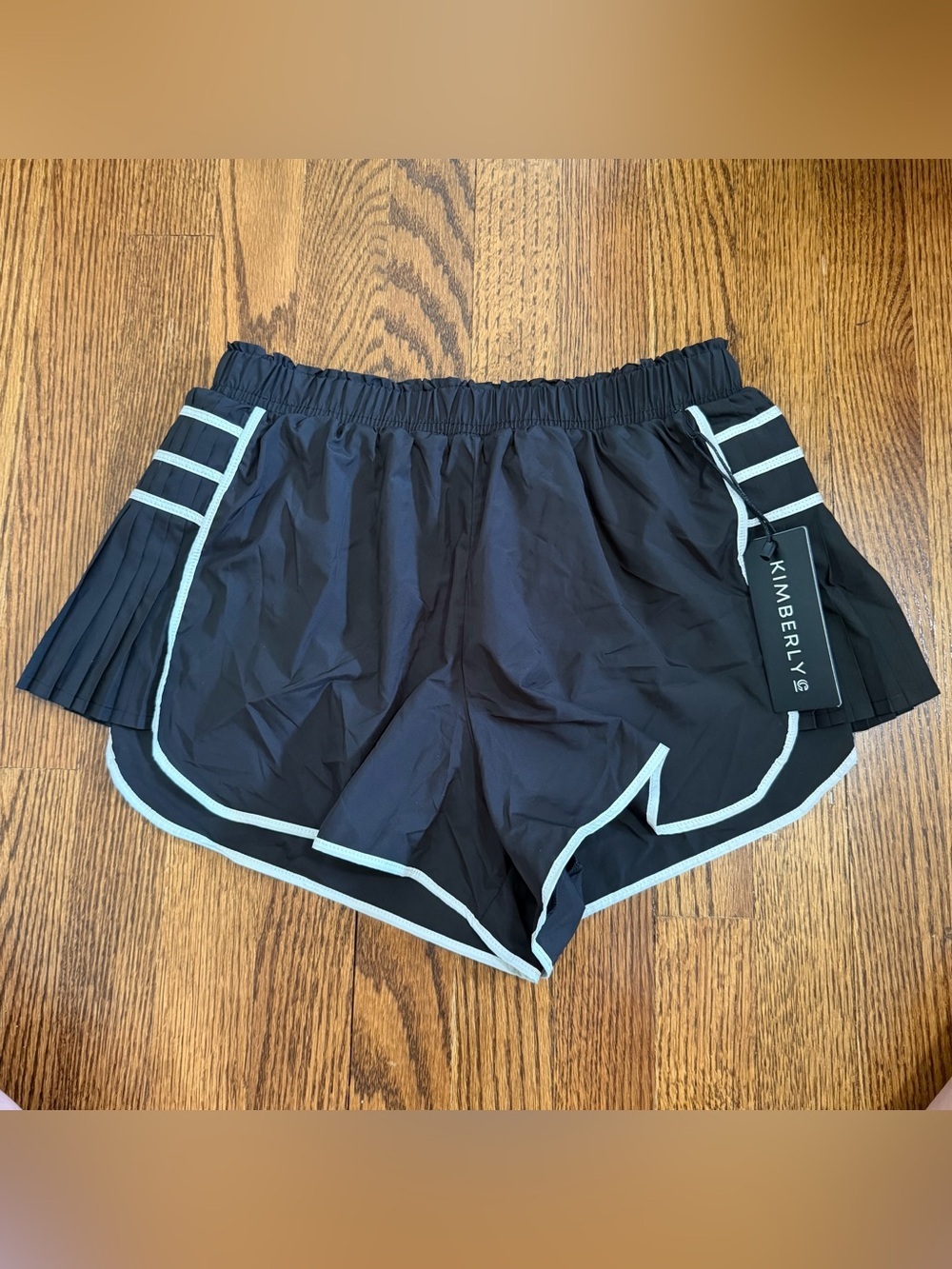 Kimberly Cutesy Boutique Athletic Short Black White Ruffle Size Small, NWT